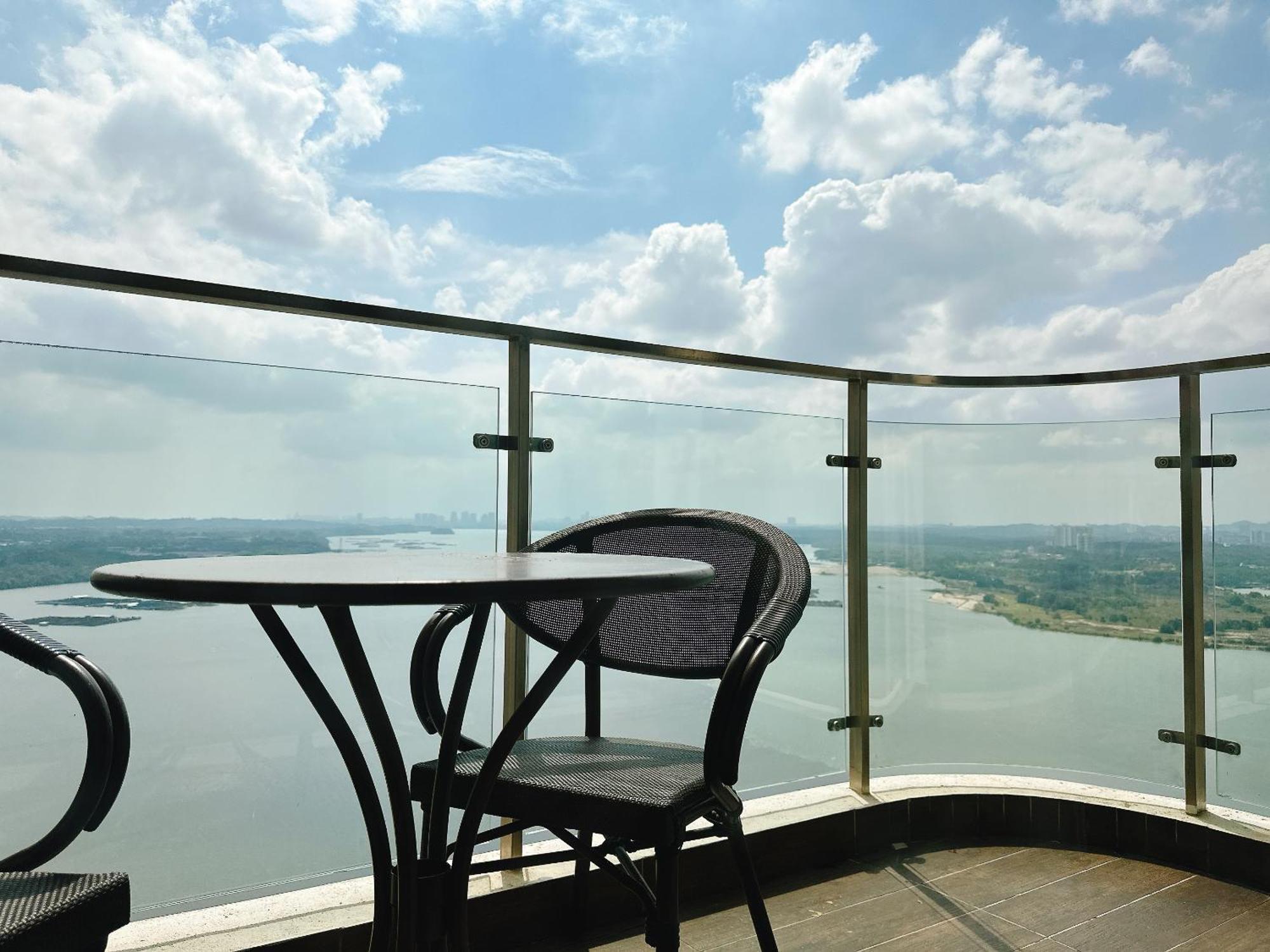 Monic Staycation #Country Garden Danga Bay Johor Bahru Exterior foto